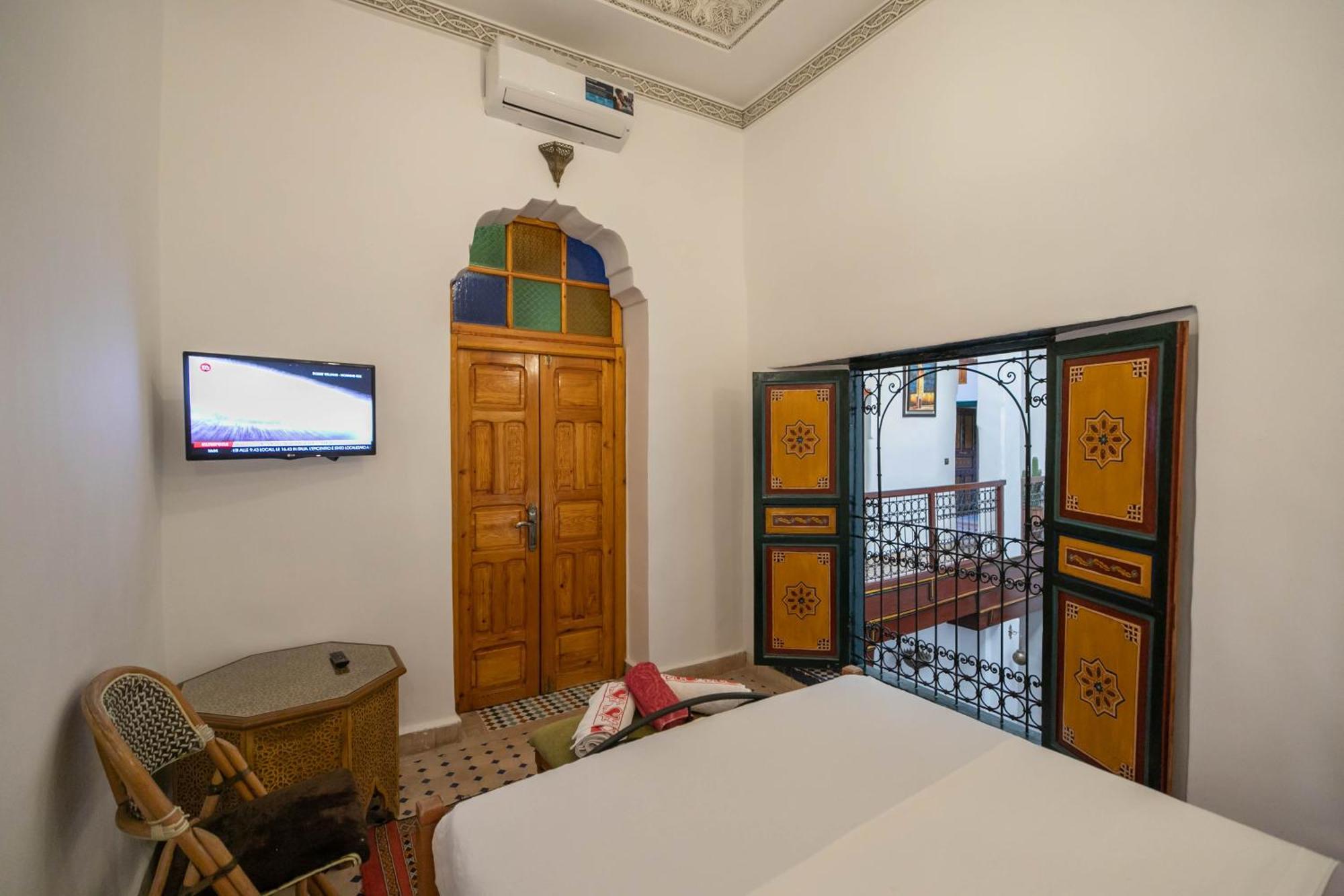 Riad Fes Allouch Экстерьер фото
