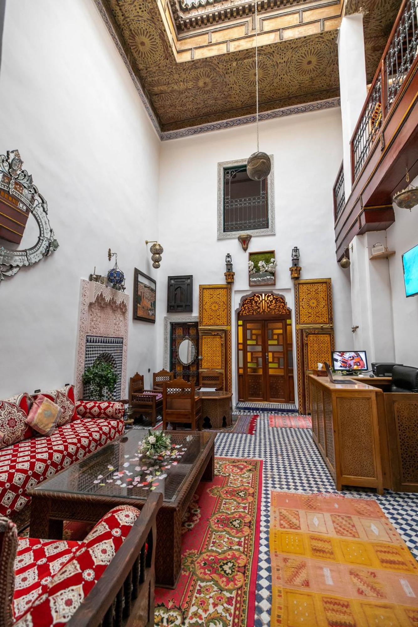 Riad Fes Allouch Экстерьер фото