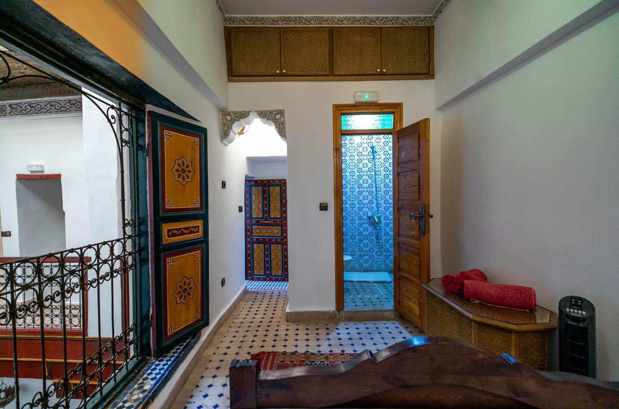 Riad Fes Allouch Экстерьер фото