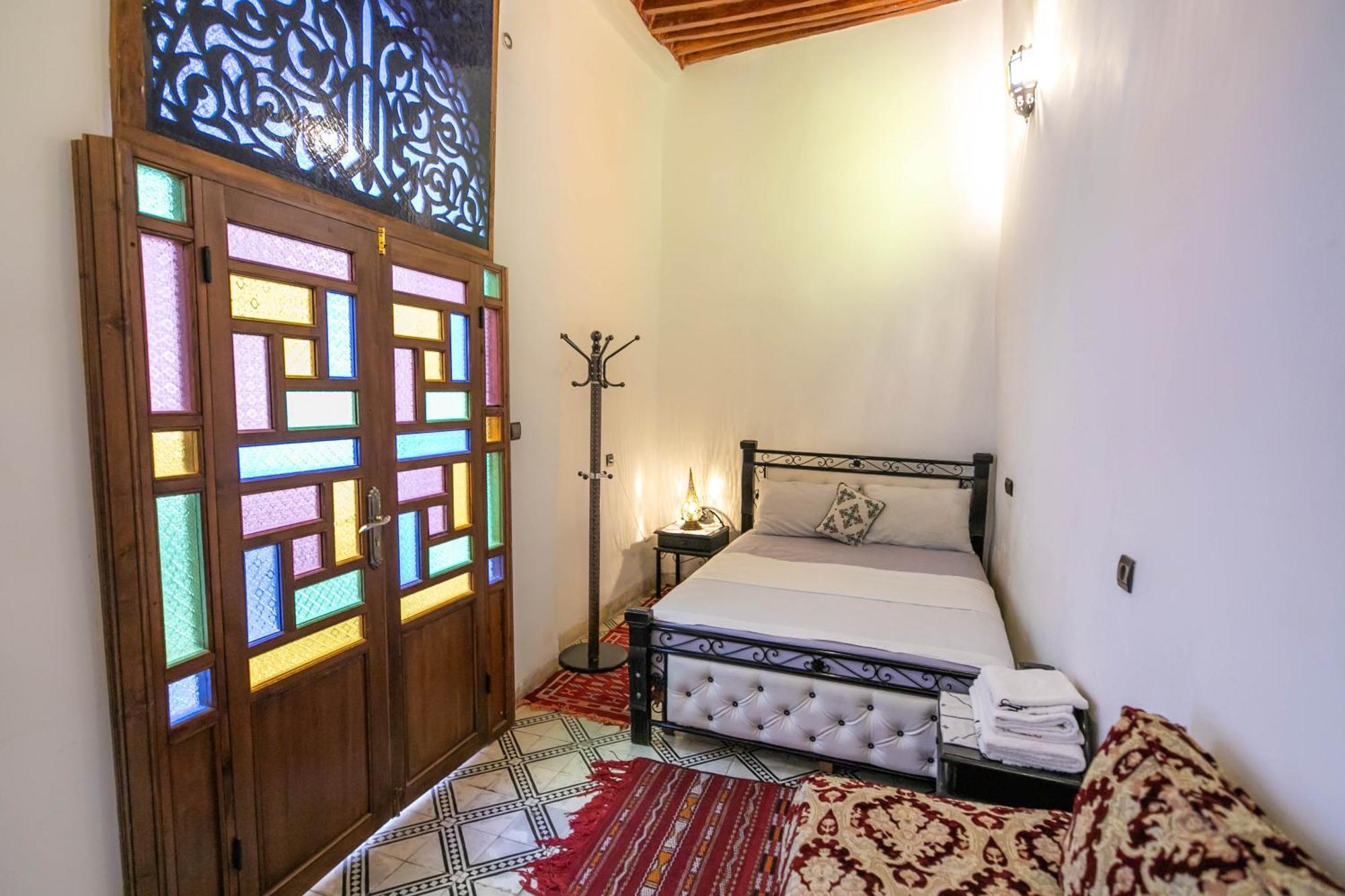 Riad Fes Allouch Экстерьер фото